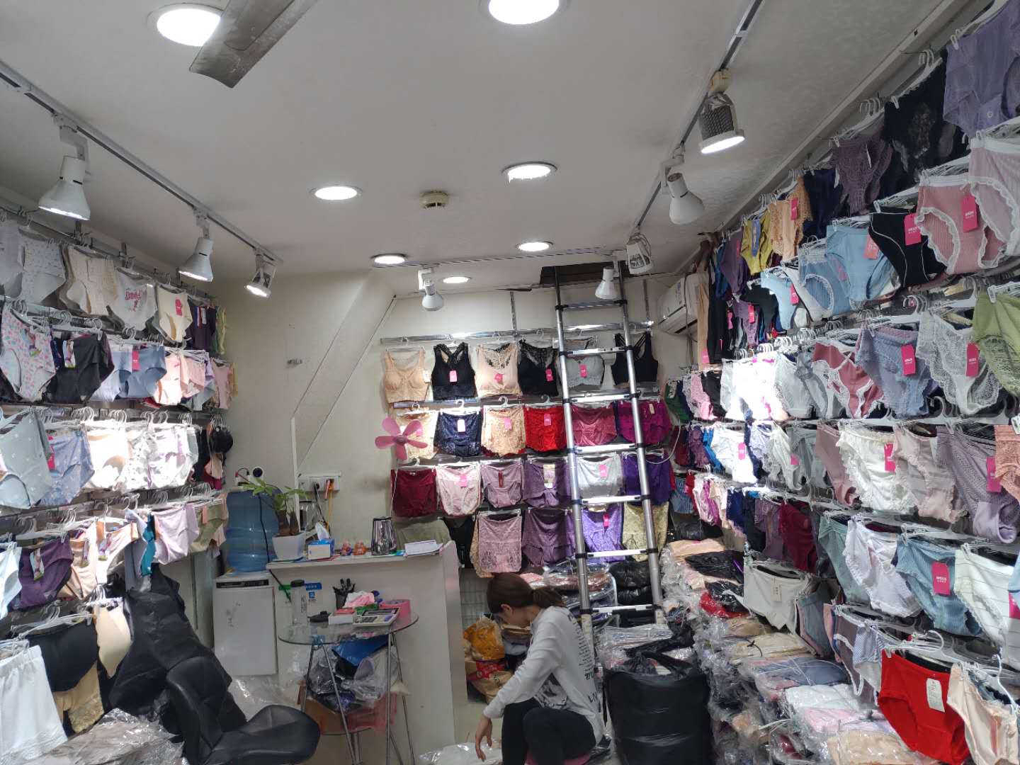 Gaodi Street Underwear Wholesale Market - Buying From Guangzhou