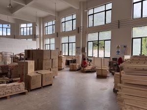 Natural solid pine wooden baby playpen direct factory in China